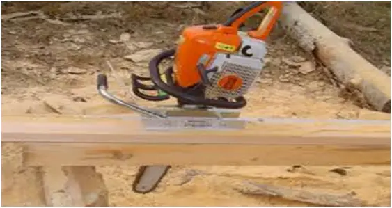 Chainsaw Mill for cutting